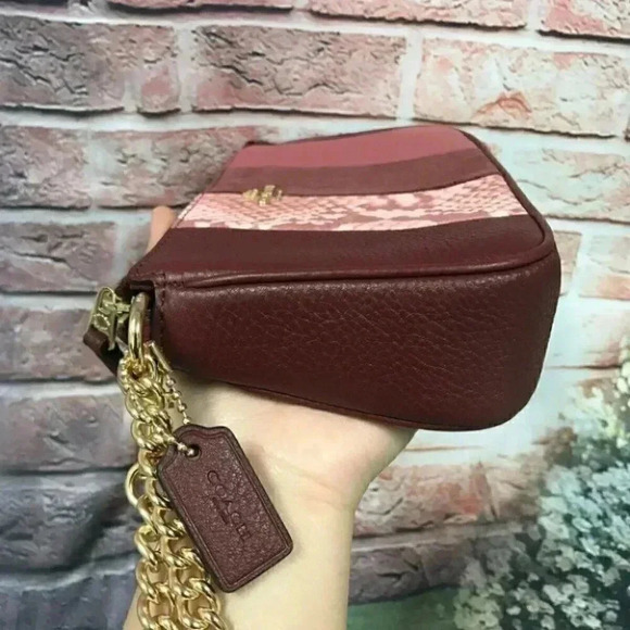 Coach Women’s Large Leather Zip Around Wristlet - Picture 3 of 7